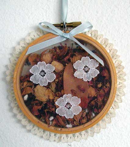 Small Potpourri Hoop